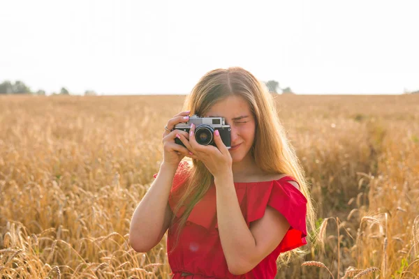 UHAFD Photographer in the field